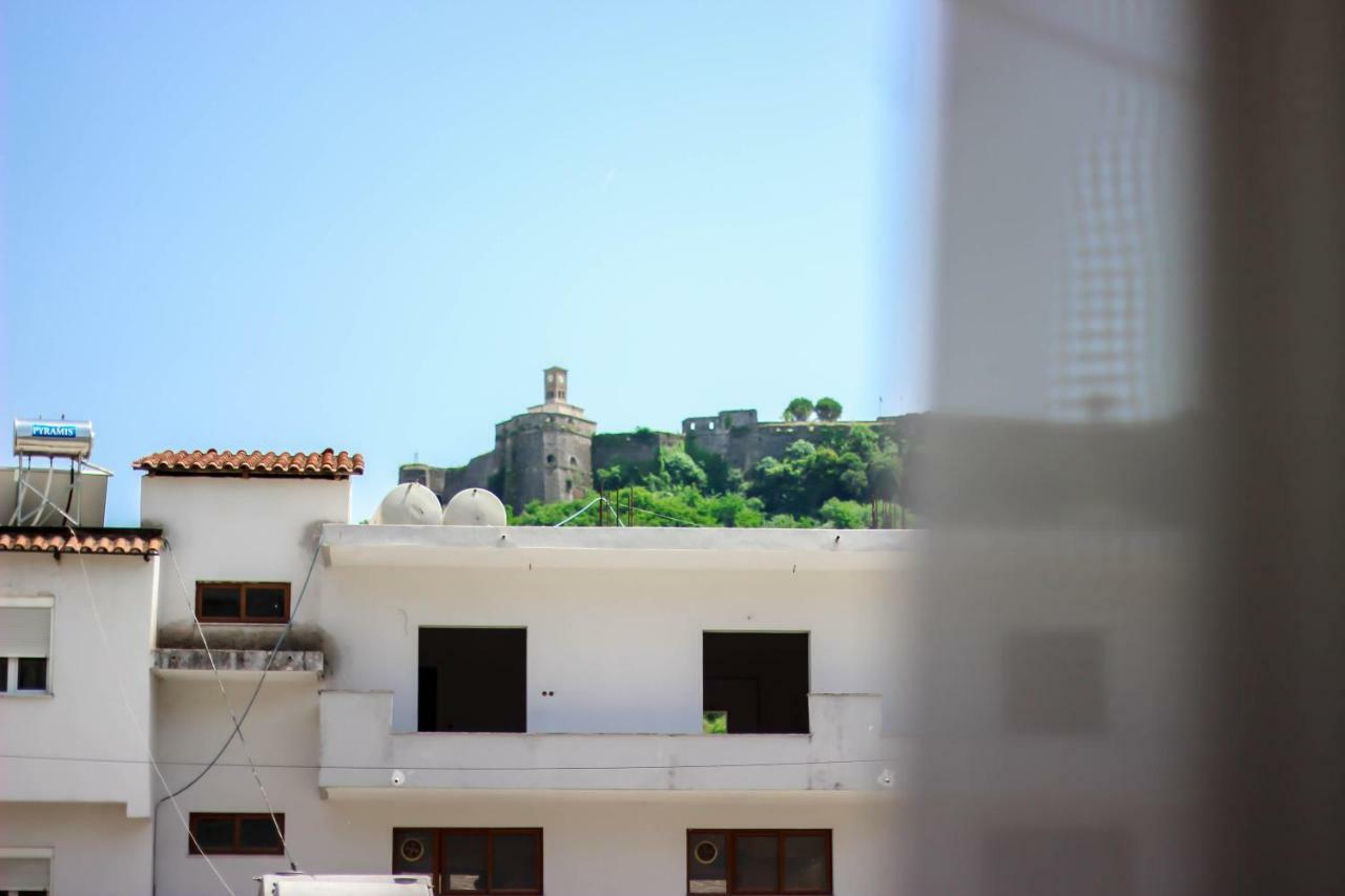 Brilant Luxury Apartment